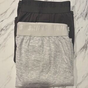SKIMS-2 PAIRS MEN’S BOXER SHORTS SIZE 2XL (BRAND NEW WITHOUT TAGS)